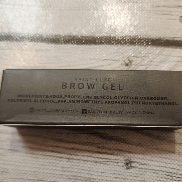 Nib Saint Luxe Brow Gel in Clear Lightweight Fuller Brows Full Size 5.8ml - Picture 4 of 8